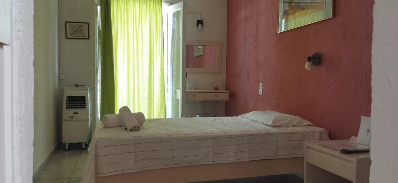 Cleo Rooms 250M From The Beach Mália Zewnętrze zdjęcie